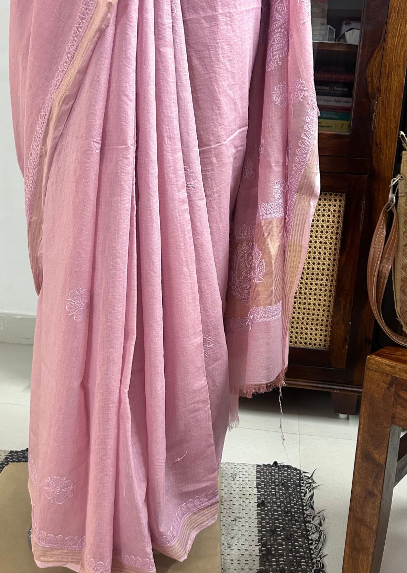 Firgun Onion Pink Lucknowi Chikankari Mul Cotton Saree with Unstitched Blouse Piece